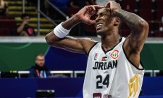 九游娱乐-尼日利亚男篮血洗西班牙男篮，波尔津吉斯统治全场的简单介绍