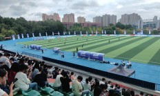 九游娱乐入口-包含激烈角逐展开，球场情绪高涨，球队全力拼搏的词条