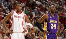 九游APP-NBA季后赛之夜，楚阿梅尼展现巨星价值，从足球场到篮球馆的跨界启示