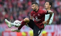 九游中国-德甲卫冕冠军危在旦夕，逼近保级区的简单介绍