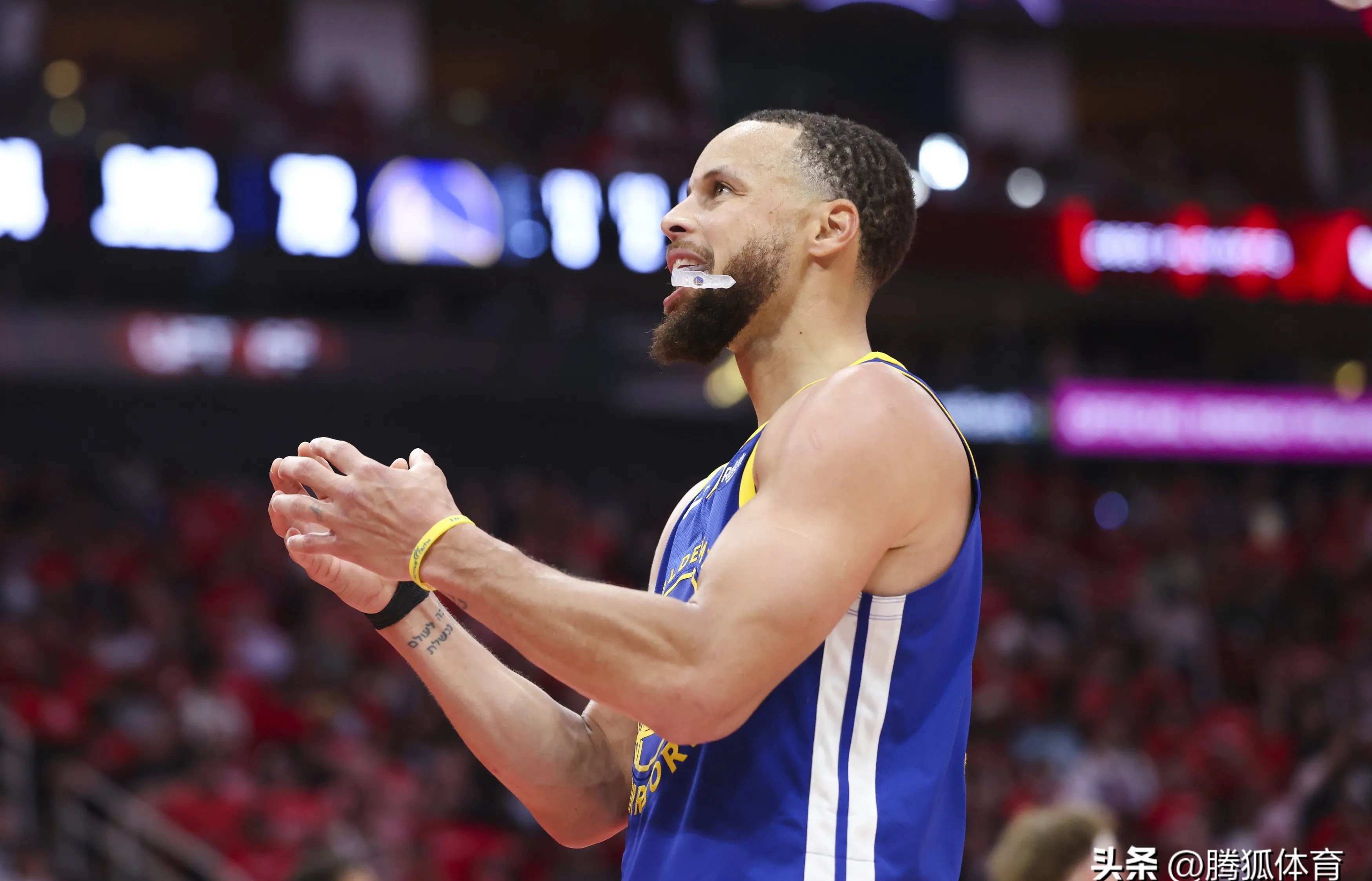 勇士战胜快船,总比分已领先-,队伍状态火热的简单介绍 勇士战胜快船,总比分已领先-,队伍状态火热的简单介绍