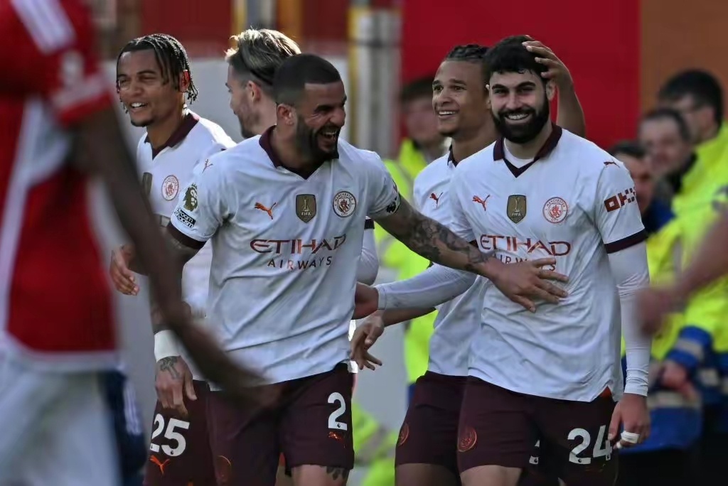 利物浦大将力挽狂澜,帮助球队主场取胜 利物浦大将力挽狂澜,帮助球队主场取胜