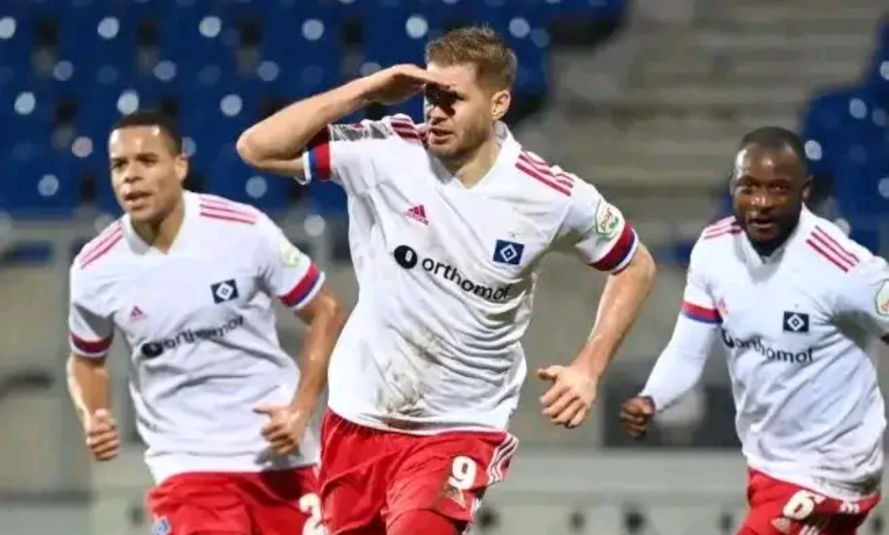 关于汉堡球队再遭惨败,球迷情绪低落不已!的信息 关于汉堡球队再遭惨败,球迷情绪低落不已!的信息