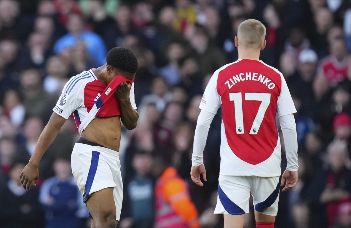 关于西汉姆联客场爆冷输球，面临困境的信息