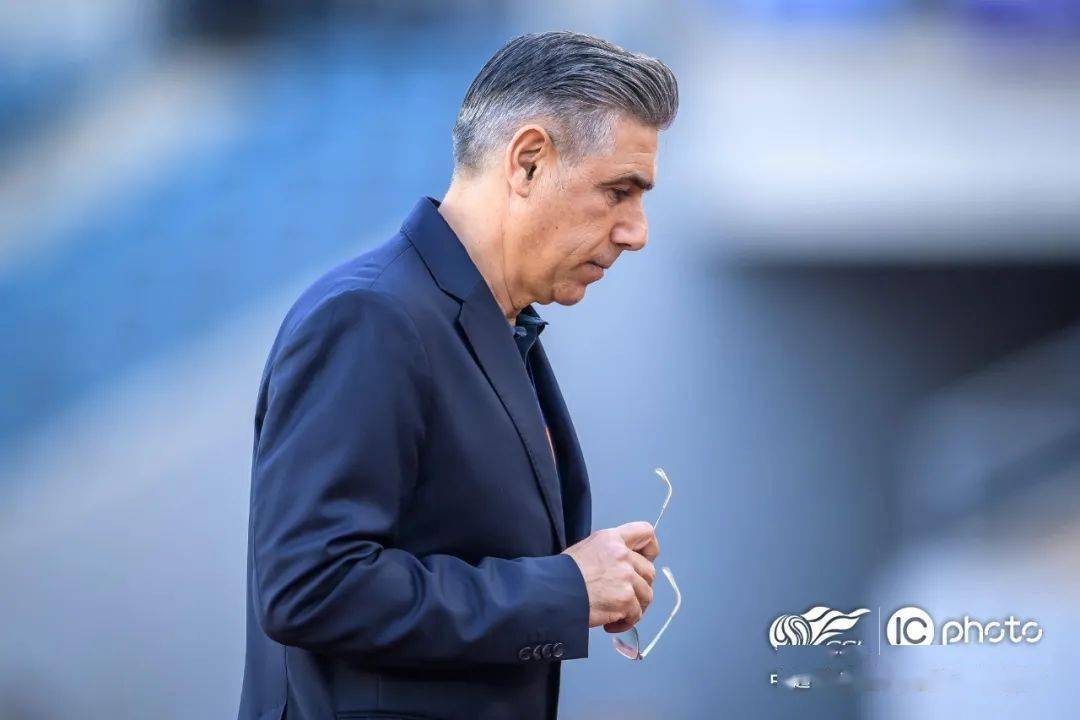 包含科隆球队迎战强敌,备战训练全力以赴迎接挑战的词条 包含科隆球队迎战强敌,备战训练全力以赴迎接挑战的词条