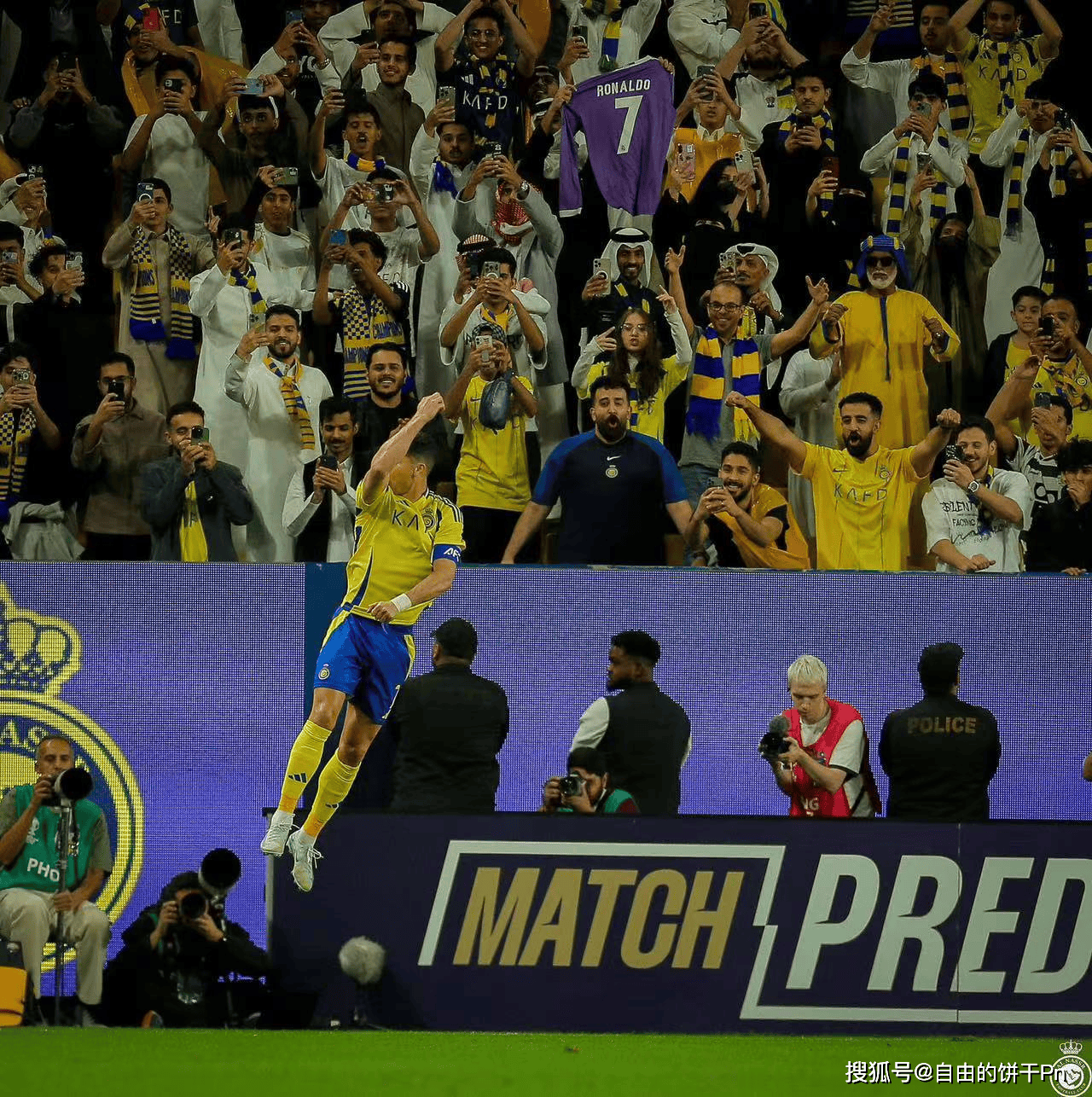 亚冠呼之欲出!C罗领衔多特蒙德进军决赛的简单介绍 亚冠呼之欲出!C罗领衔多特蒙德进军决赛的简单介绍