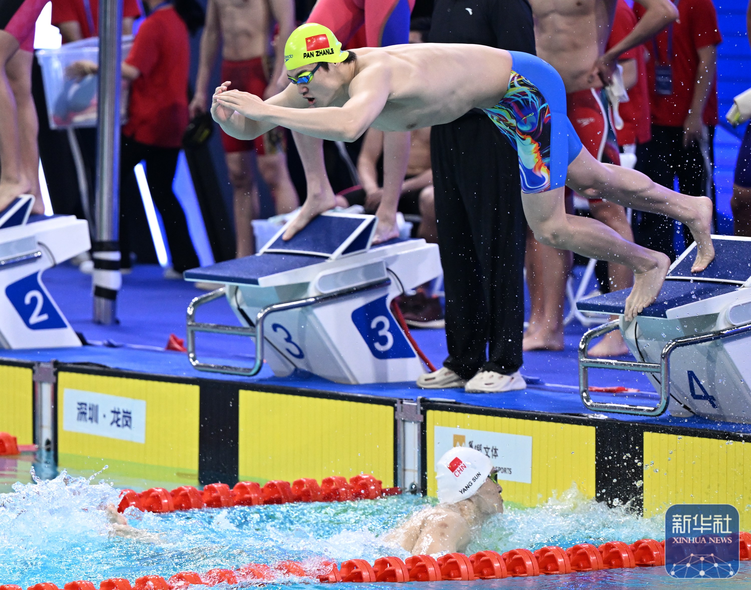 游泳决赛波澜壮阔,中国游泳队勇往直前的简单介绍 游泳决赛波澜壮阔,中国游泳队勇往直前的简单介绍