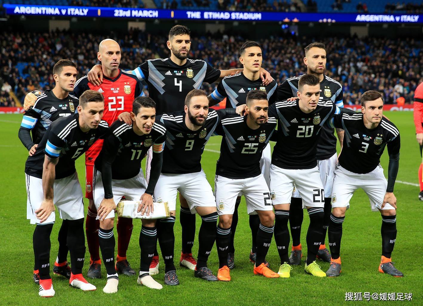 俄罗斯队与斯洛文尼亚队展开对决 俄罗斯队与斯洛文尼亚队展开对决