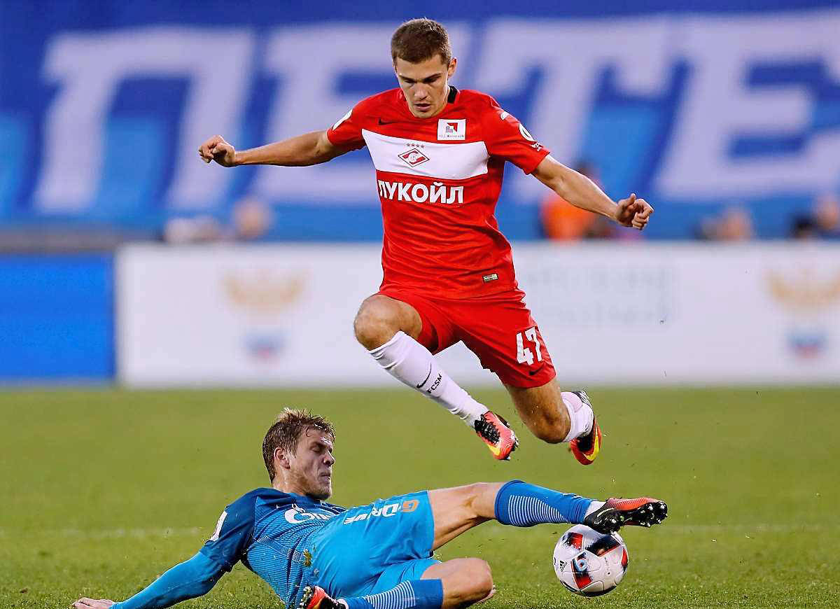 汉诺威客场遭遇惨败,面临困难 汉诺威客场遭遇惨败,面临困难