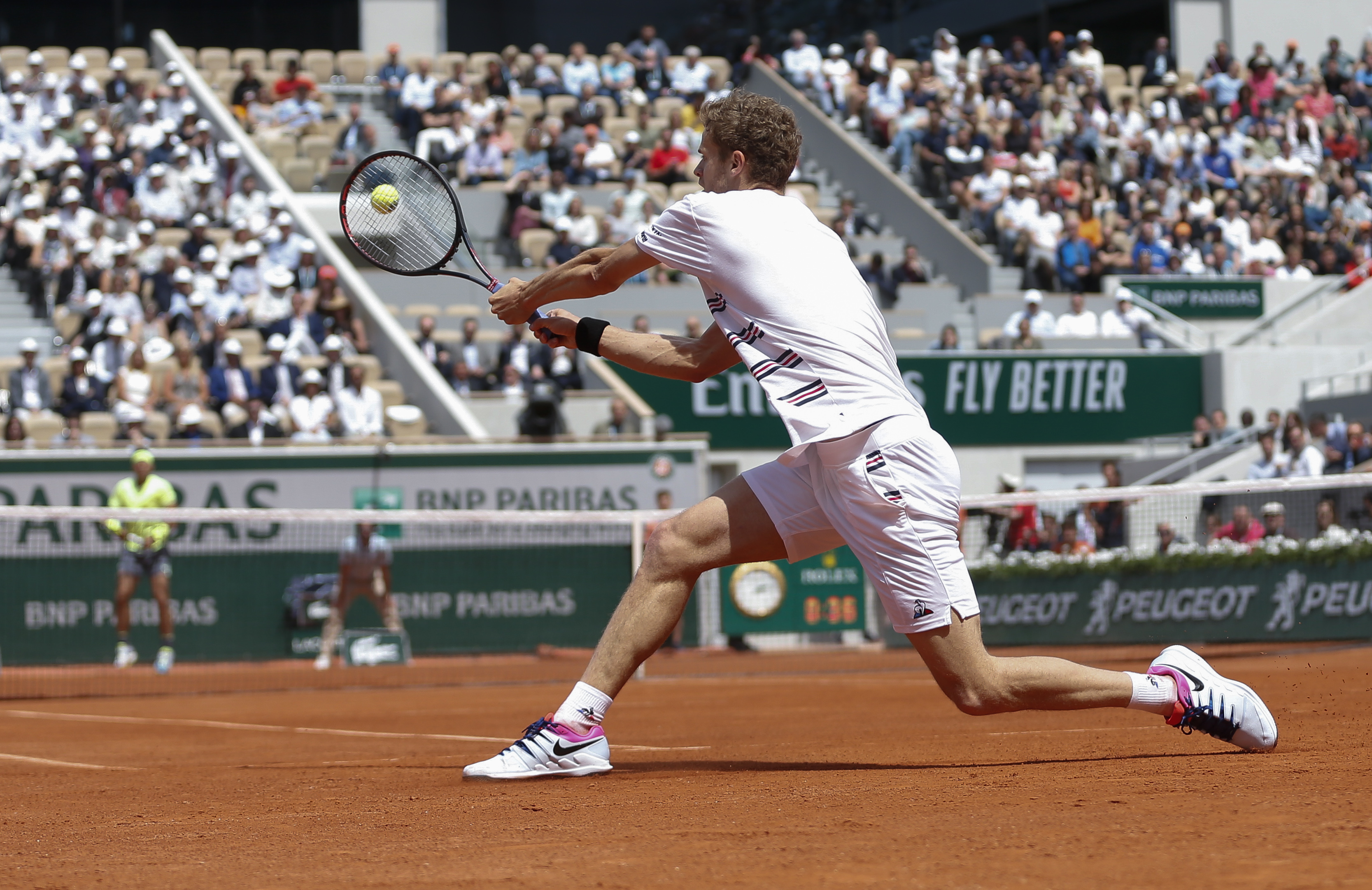 包含蒙特卡洛大师赛横扫法网，纳达尔刷新纪录的词条