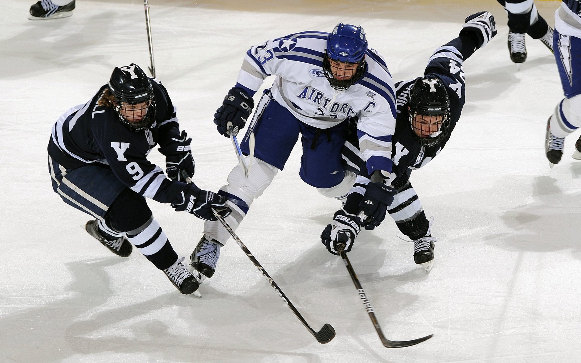 绿茵场上的许昕时刻，英格兰队如何以乒乓智慧碾压法国队